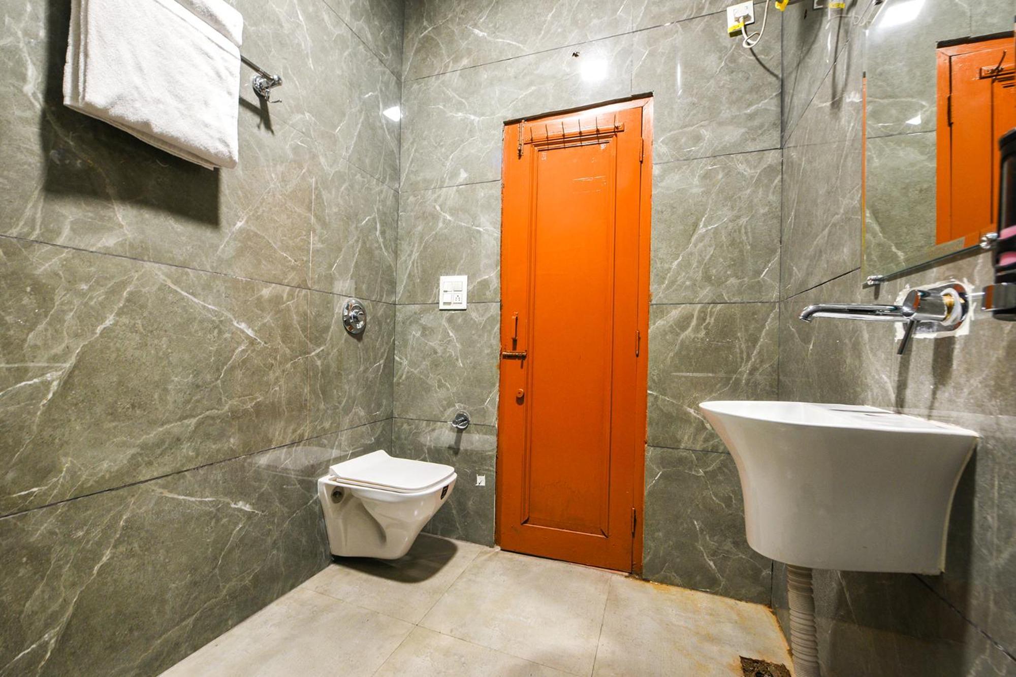 Fabhotel Alpine Tree Αμριτσάρ Εξωτερικό φωτογραφία