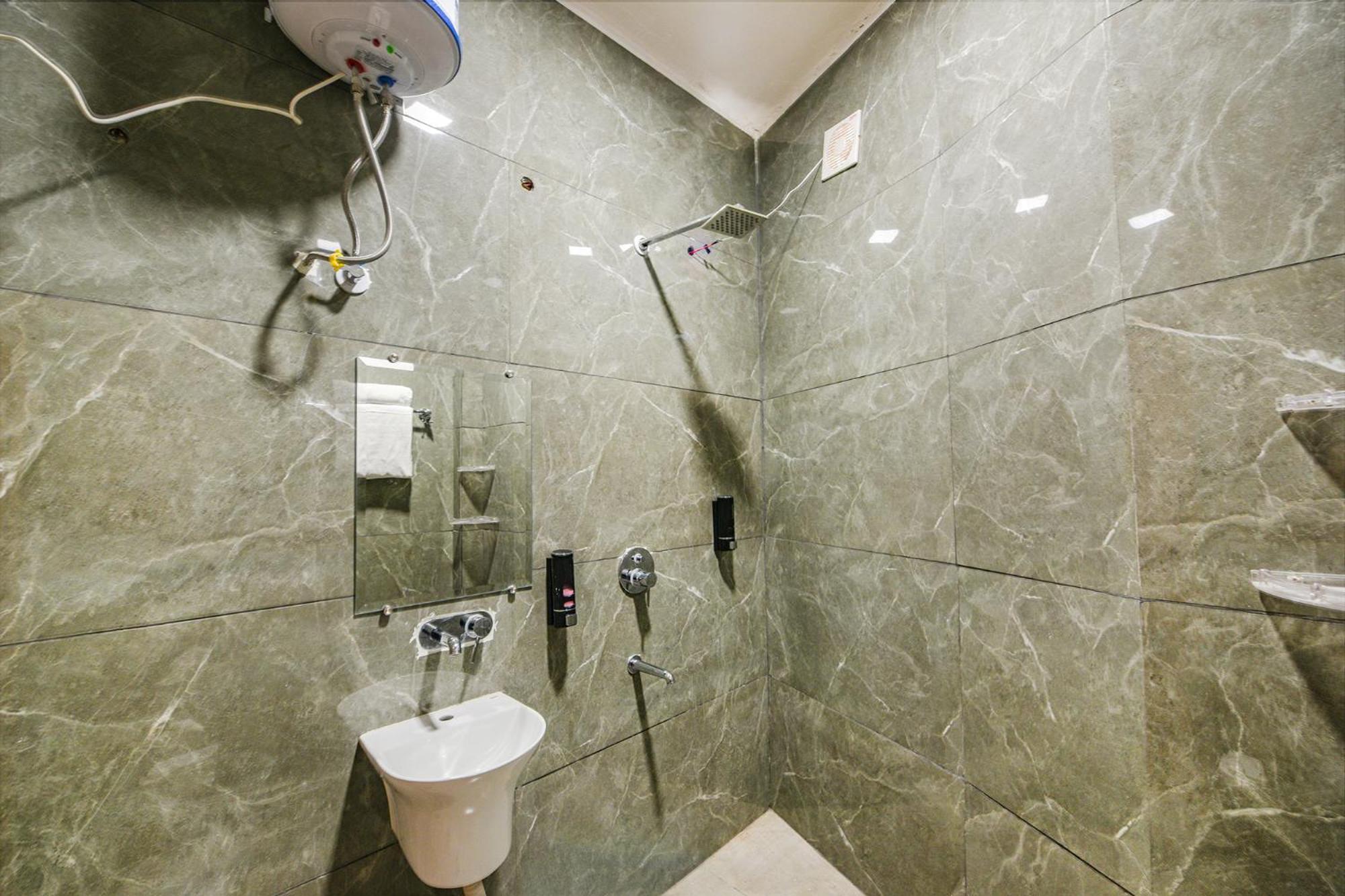 Fabhotel Alpine Tree Αμριτσάρ Εξωτερικό φωτογραφία